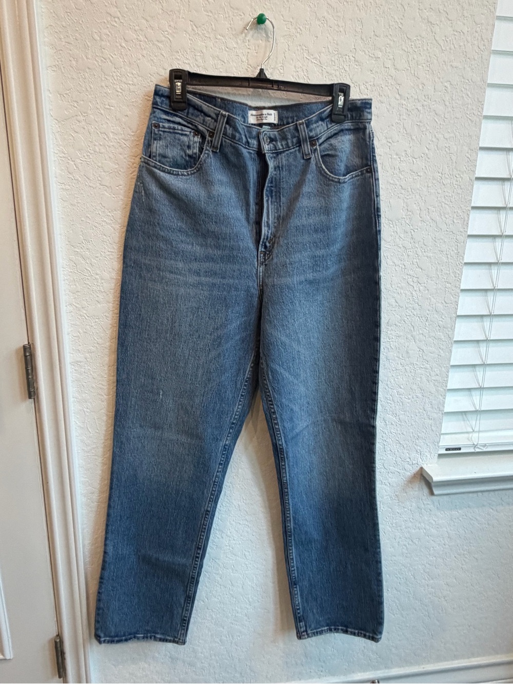 Classic High-Rise Women’s Blue Jeans